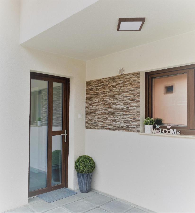 Fenyo Apartman House Ii. Odorheiu Secuiesc Exteriér fotografie